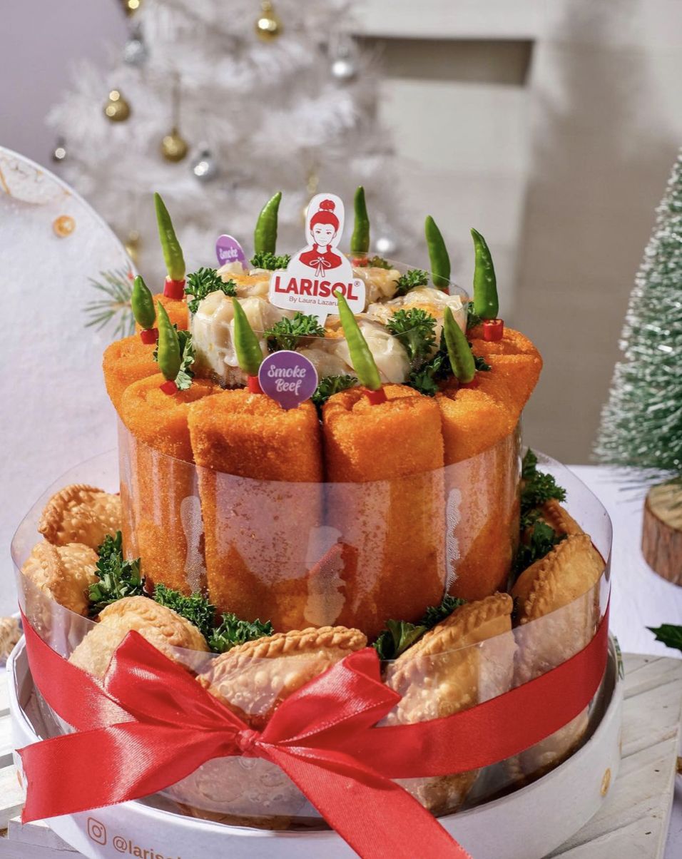 Cari Hampers Natal? Di 5 Tempat Ini Ada Puding hingga Pastel Tutup Enak