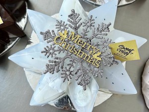 Cari Hampers Natal? Di 5 Tempat Ini Ada Puding hingga Pastel Tutup Enak
