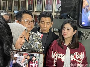 Dewi Perssik Bakal Cabut Laporan Netizen yang Sebut Dirinya Mandul?