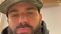 Salah satu pesepak bola legendaris yang membela kesebelasan Prancis saat itu adalah Karim Benzema. Sayangnya ia mengumumkan pensiun dini dari skuad Timnas Prancis usai kalah dalam laga final Piala Dunia Qatar 2022. Foto: Instagram/karimbenzema