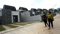 PT Agung Podomoro Land Tbk (APLN) menawarkan hunian mewah berkonsep villa di Puncak, Bogor Jawa Barat, dengan pemandangan Gunung Gede Pangrango dan Gunung Geulis.