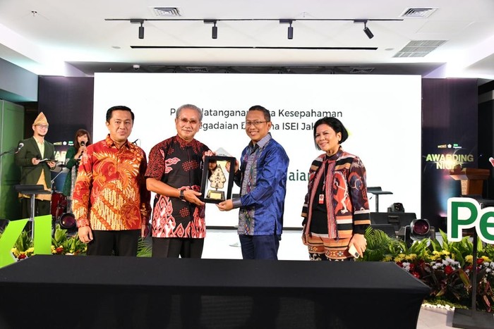 Ikatan Sarjana Ekonomi Indonesia (ISEI) Jakarta bersama PT Pegadaian menggelar acara Hibah Kompetisi Kewirausahaan (HoKi) 2022.