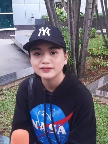 JEJE SLEBEW SAAT DITEMUI DI KAWASAN TRANS TV.