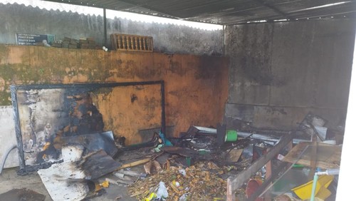 Peristiwa kebakaran di parkir sepeda motor SD Negeri 4 Tonja di Jalan Nangka Permai 1, Kelurahan Tonja, Kecamatan Denpasar Utara, Kota Denpasar.