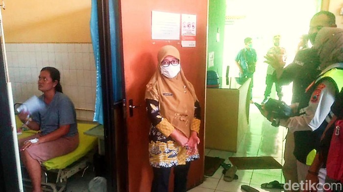 Warga Klaten diduga keracunan.