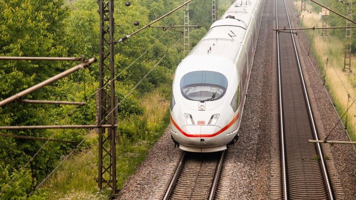 12 June 2020, Baden-Wuerttemberg, Hügelheim: An Intercity-Express (ICE) of the Deutsche Bahn (DB) runs on the Rhine valley railroad near Hügelheim in northern direction. With the timetable change at the weekend, the corona restrictions at Deutsche Bahn will end. Photo: Philipp von Ditfurth/dpa (Photo by Philipp von Ditfurth/picture alliance via Getty Images)