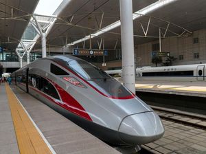 Warga China Berebut Tiket Kereta untuk Mudik Saat Imlek