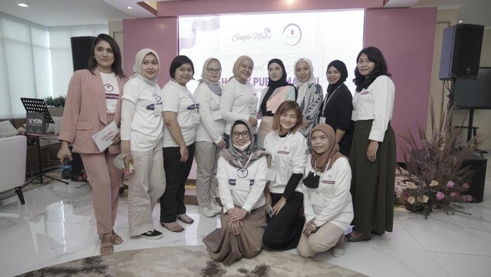 Komunitas perempuan Level Up