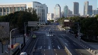 Kepala ahli epidemiologi China melaporkan bahwa negara itu berada dalam ancaman tiga gelombang COVID-19 selama musim dingin. (Reuters/Aly Song)