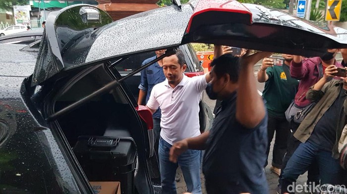 KPK geledah dprd jatim