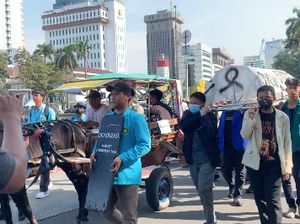 Makna Delman-Keranda dalam Aksi Mahasiswa Kritik KUHP