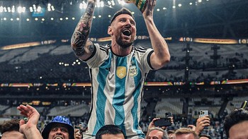 Pujian untuk Mbappe dari legenda Pele. Foto: Twitter