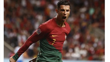 Apapun yang terjadi, Ronaldo adalah GOAT hari ini dan selamanya, tulis fans Ronaldo ini. Foto: Twitter