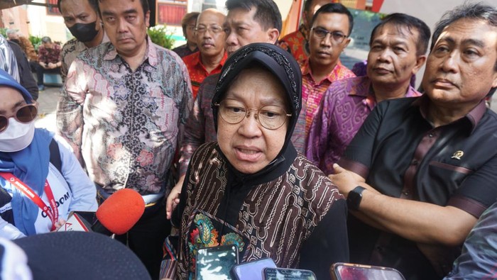 Mensos Tri Rismaharini saat di sela-sela kegiatan peringatan HKSN Tahun 2022 di Klungkung, Selasa (20/12/2022). (Agus Eka)