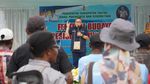 Momen Zulhas Coba Tradisi Barter di Fakfak