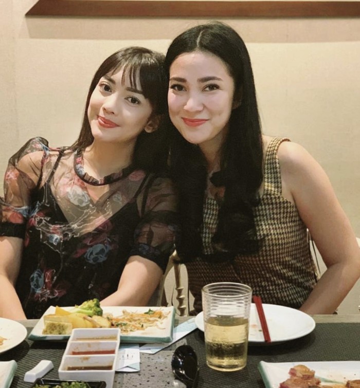 Potret Ririn Dwi Ariyanti Saat Ikut Meriahkan Momen Makan Natal