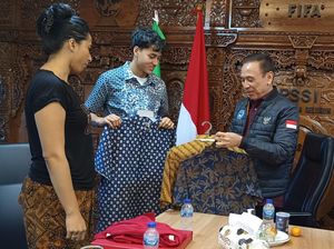 Iwan Bule Perlakukan Rafael Struick Seperti Anak Sendiri