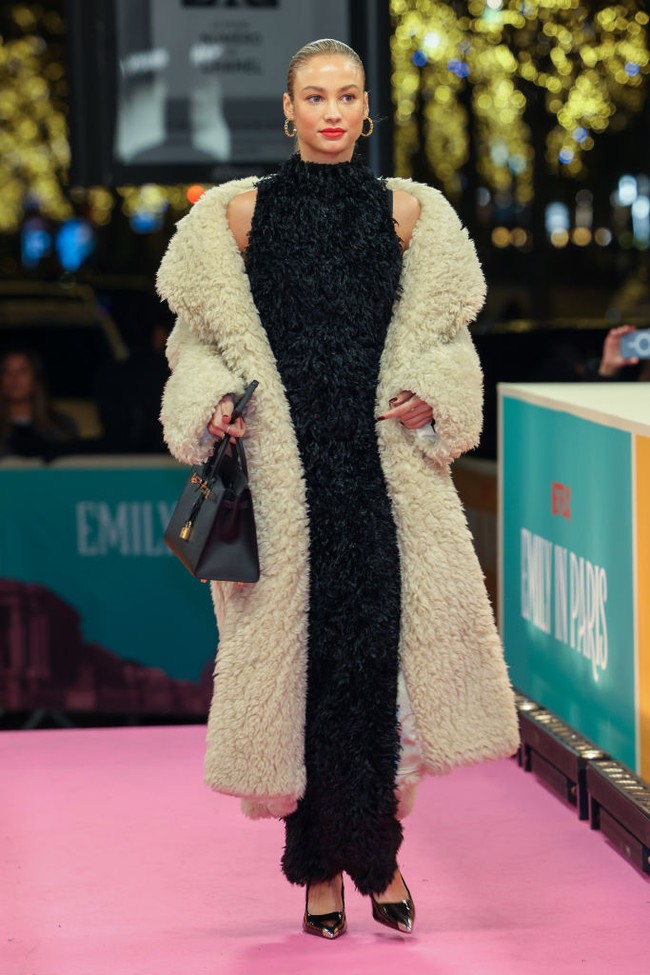 Dalam dunia sepakbola, sosok Rose Bertram bukan orang asing. Dia pernah menjadi WAGs. Rose merupakan mantan kekasih pemain Belanda, Gregory van der Wiel. Foto: Getty Images