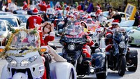Sekitar 250 sepeda motor Harley-Davidson dan supercar mengikuti parade tahunan ini.
