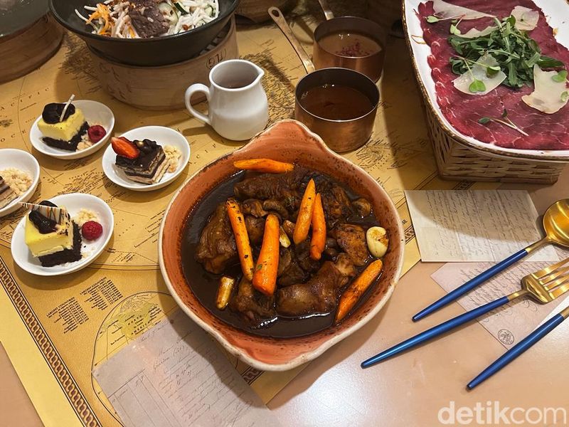 Santap Natal dan Akhir Tahun dengan Menu Kalkun Panggang hingga Beef Wellington di Sini