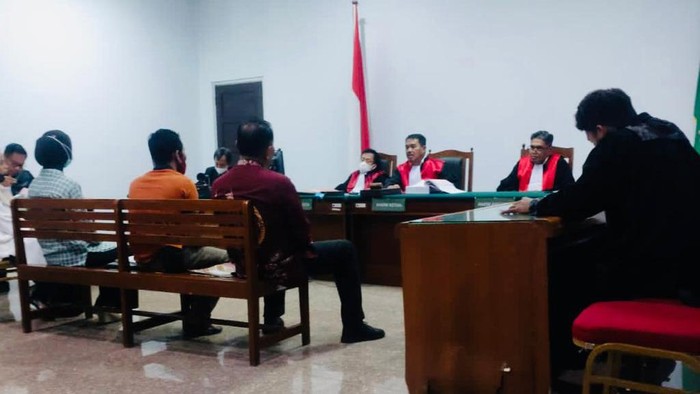 Sidang vonis Kades Pallime, Bone.