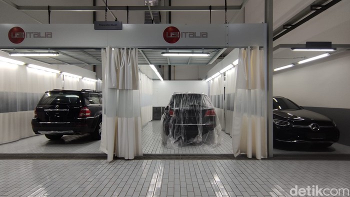 Bengkel Cat Resmi Mercedes-Benz di Cilandak.