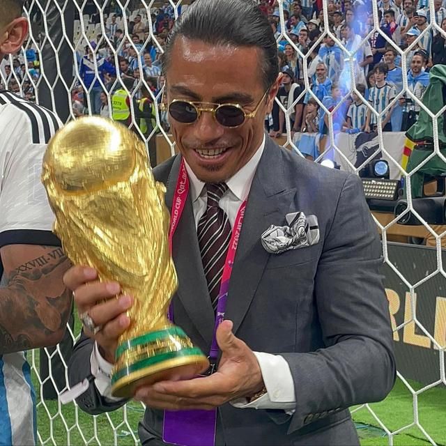 Chef Salt Bae pamer Lionel Messi pernah makan di restorannya