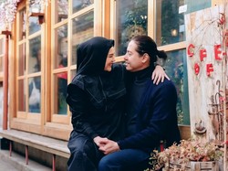 8 Foto Cut Meyriska-Roger Danuarta Liburan di Korea, Mesra Bak Pengantin Baru