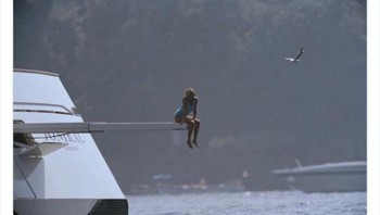 Foto Putri Diana saat di Portofino, Italia pada 1997. Ini adalah foto terakhir dia sebelum meninggal di tahun itu. Foto: Twitter/HistoricalStuff
