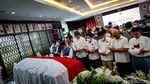 Jenazah Subroto Disemayamkan di Kementerian ESDM