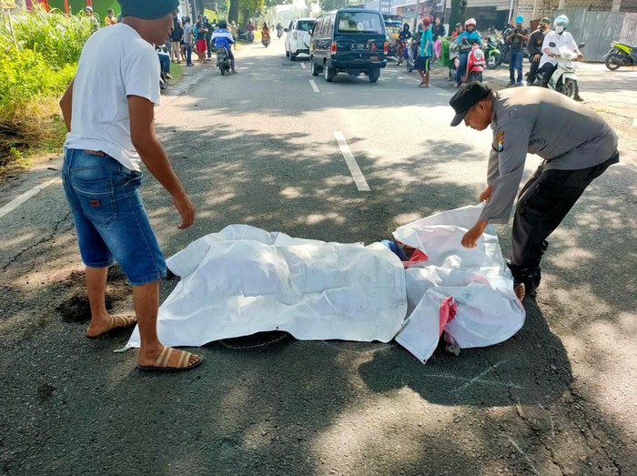 kecelakaan di gresik