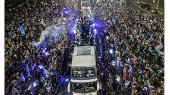 Bahkan sejak subuh, massa sudah sangat menyemut. Foto: Twitter