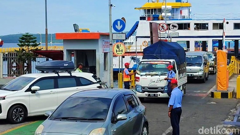 pelabuhan ketapang pelabuhan ketapang