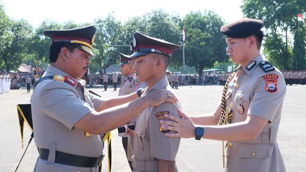 Pelantikan 498 bintara Polda Sulsel.