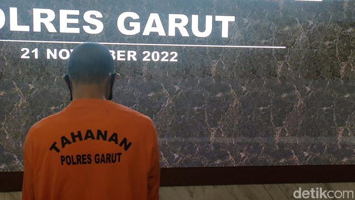 Pria Garut pemerkosa anak kandung