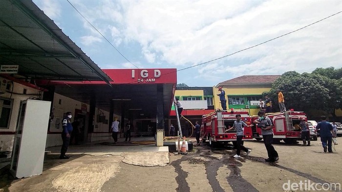 Situasi di RSUD Palabuhanratu usai plafon terbakar