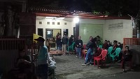 Rumah duka Aminah Cendrakasih di kawasan Pondok Aren, Tangerang Selatan, dipenuhi pelayat. Foto: Ahsan/detikcom