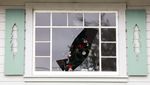 Penampakan Rumah-rumah Rusak Akibat Gempa M 6,4 di California