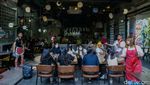 Wajah-wajah Jutek Bikin Emosi di Karens Diner