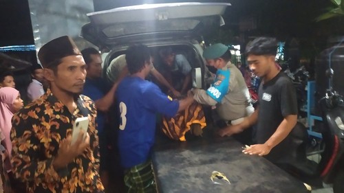 Seorang guru bernama Muhammad Musawirin tewas setelah terseret ombak di Pantai Orong Bukal, Sekotong, Lombok Barat, NTB, Rabu (21/12/2022) sore.