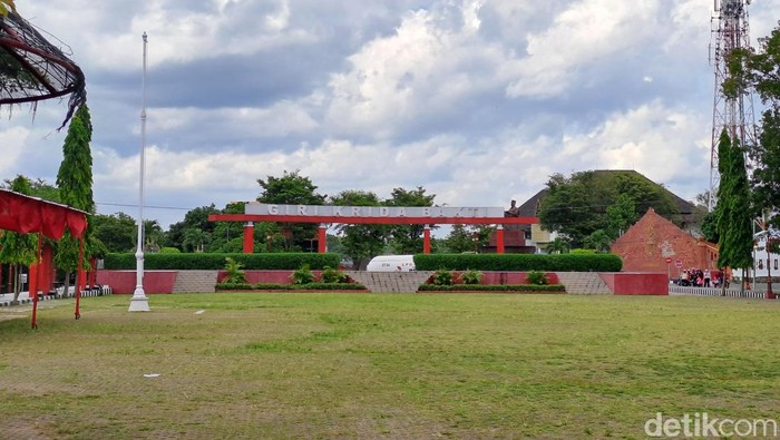 Alun-alun Giri Krida Bakti Wonogiri.