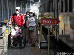 Dear Traveler, Tiket Kereta Lebaran Masih Banyak Tersedia Lho!