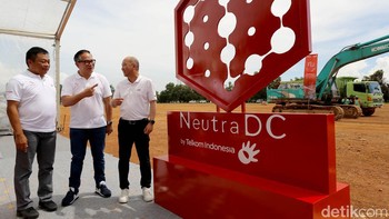 Wakil Menteri BUMN II Kartika Wirjoatmodjo, yang hadir dalam acara ground breaking, berharap agar pembangunan data center di Batam akan meningkatkan valuasi Telkom.