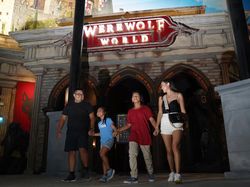 Serunya Bermain di World Class Indoor Theme Park Trans Studio Bali