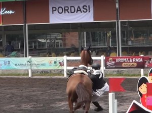 Putri Irfan Hakim Jatuh dari Kuda saat Kejurnas, Terguling Nyaris Terinjak