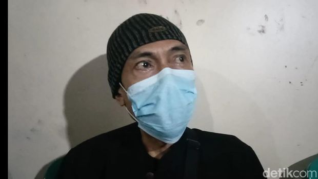 Anak Aminah Cendrakasih, Hadi.