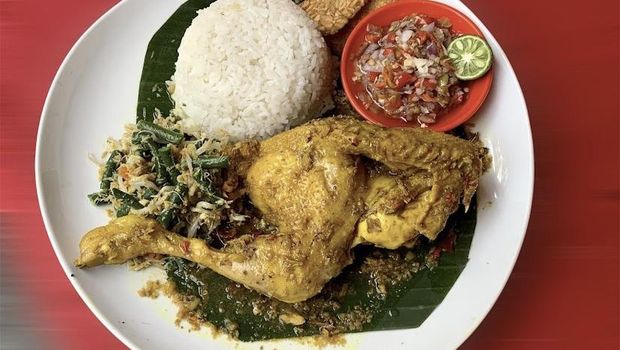 Rekomendasi Tempat Makan Ayam Betutu Bali