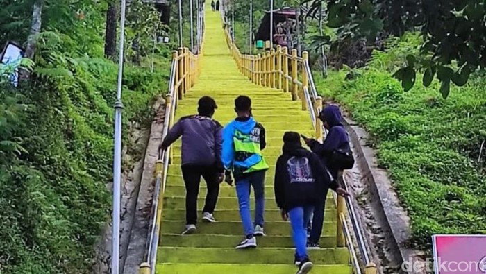 Camping Ground di Gunung Galunggung Tasikmalaya.