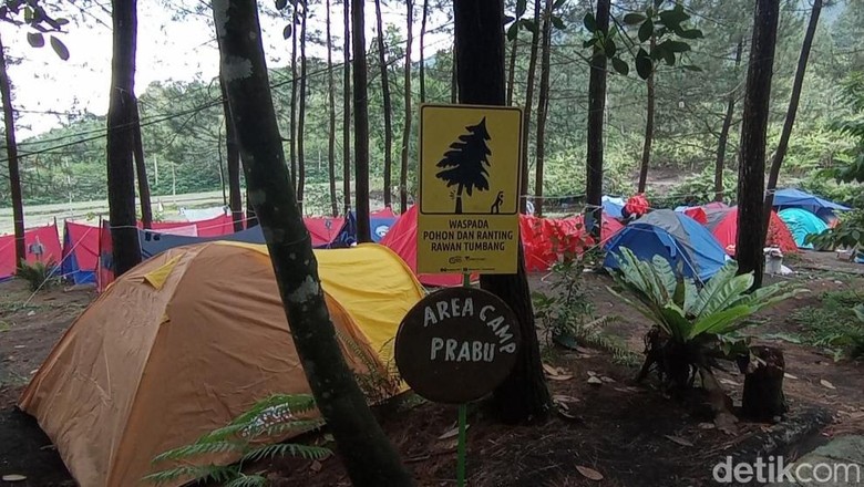 Camping Ground di Gunung Galunggung Tasikmalaya.