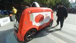 Canggih! Mobil Mungil di China Ini Jualan Makanan Tanpa Pengemudi Lho